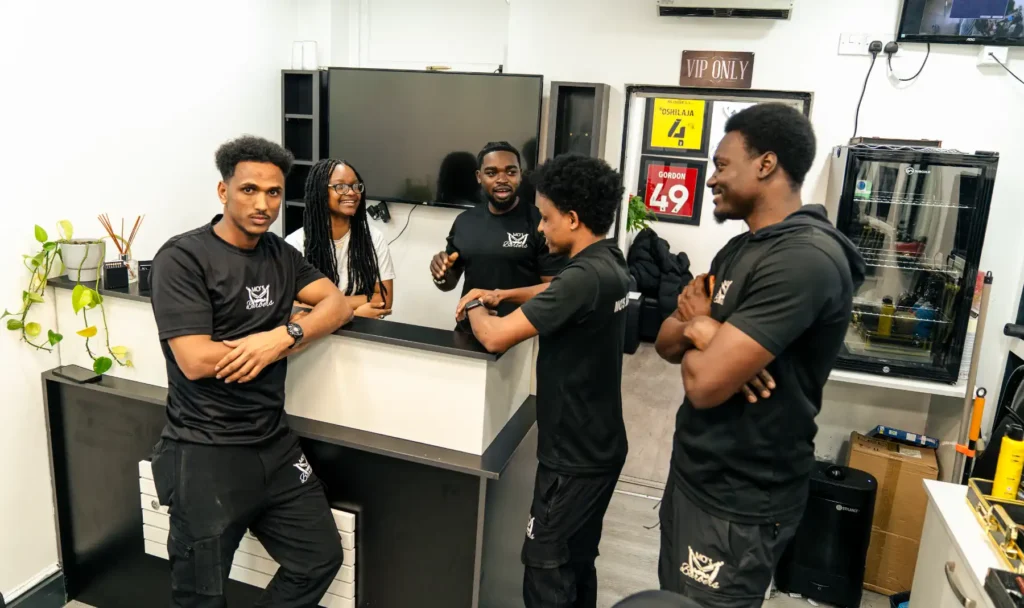Mos Barbers Team Derby